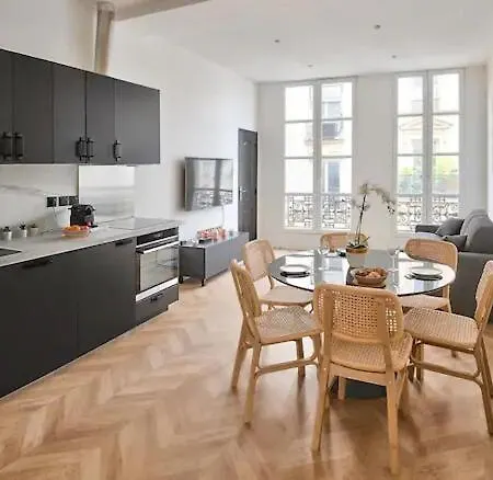 Le Marais - 3 Bedrooms, 2 Bathrooms, 2wc *